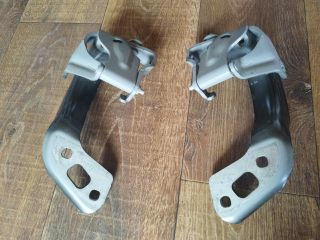 bontott AUDI A4 B8 Csomagtérajtó Zsanér