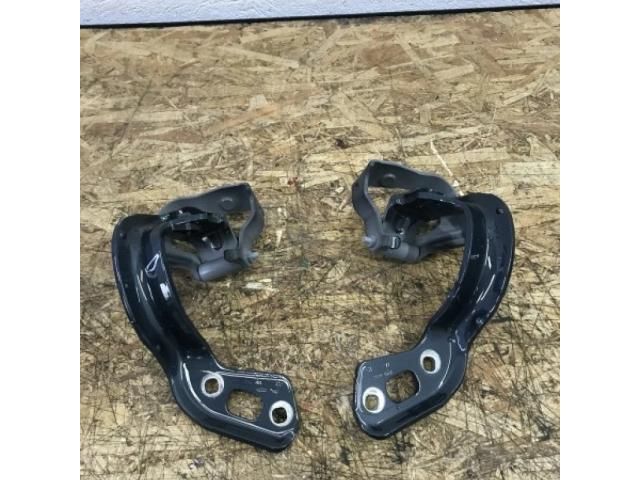 bontott AUDI A4 B8 Csomagtérajtó Zsanér