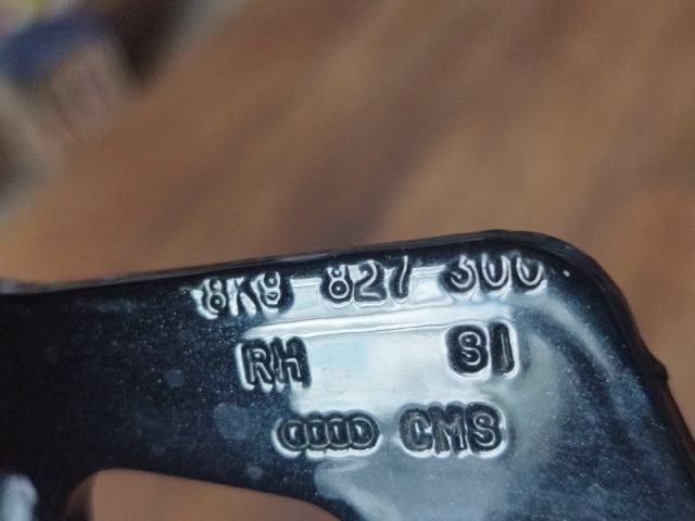 bontott AUDI A4 B8 Csomagtérajtó Zsanér