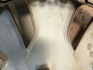 bontott AUDI A4 B8 Dísztárcsa Szett