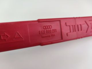 bontott AUDI A4 B8 Elakadásjelző Háromszög