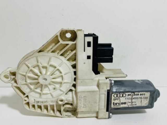 bontott AUDI A4 B8 Elektronika (Magában)