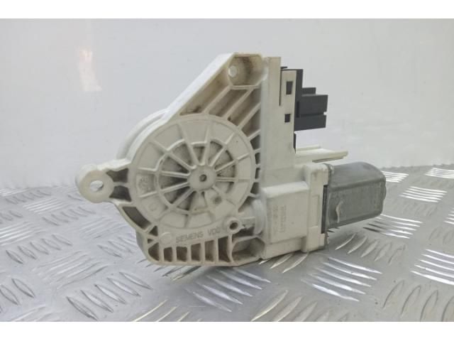 bontott AUDI A4 B8 Elektronika (Magában)