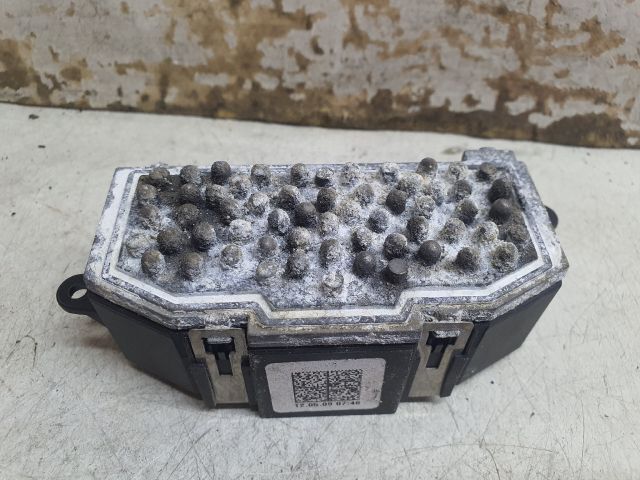 bontott AUDI A4 B8 Előtét Ellenállás Fűtőmotor