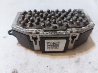 bontott AUDI A4 B8 Előtét Ellenállás Fűtőmotor