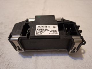 bontott AUDI A4 B8 Előtét Ellenállás Fűtőmotor