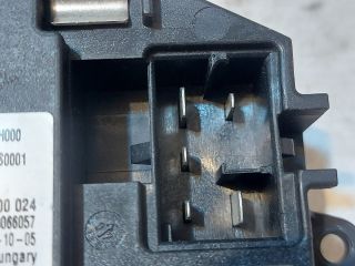 bontott AUDI A4 B8 Előtét Ellenállás Fűtőmotor