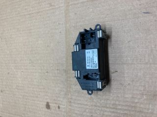 bontott AUDI A4 B8 Előtét Ellenállás Fűtőmotor