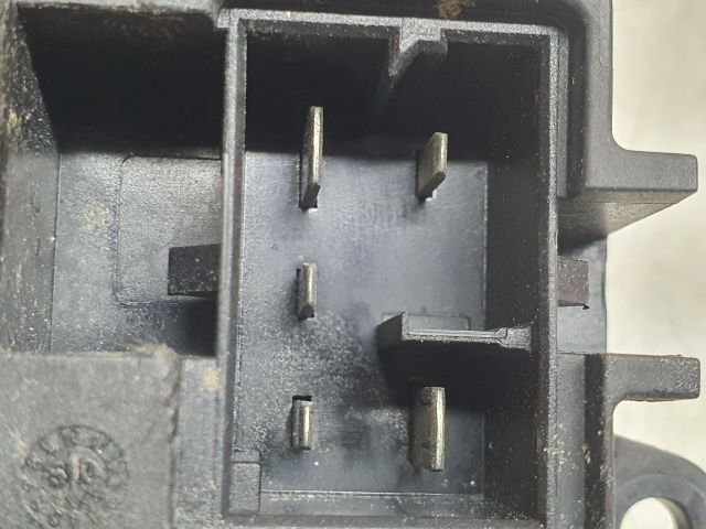 bontott AUDI A4 B8 Előtét Ellenállás Fűtőmotor