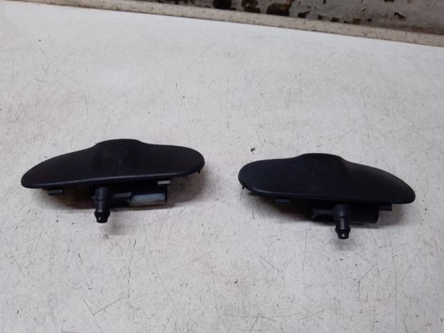 bontott AUDI A4 B8 Első Ablakmosó Fúvóka