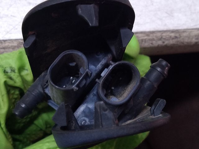 bontott AUDI A4 B8 Első Ablakmosó Fúvóka