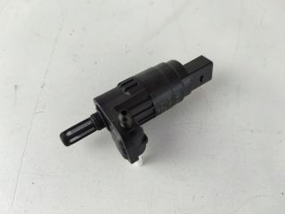 bontott AUDI A4 B8 Első Ablakmosó Szivattyú