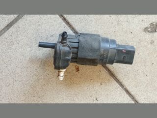 bontott AUDI A4 B8 Első Ablakmosó Szivattyú