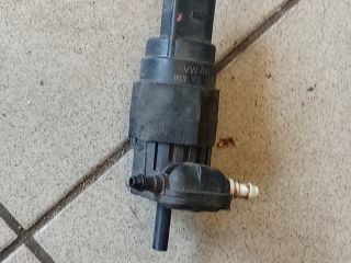 bontott AUDI A4 B8 Első Ablakmosó Szivattyú