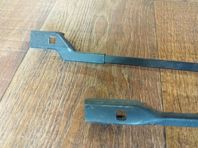 bontott AUDI A4 B8 Első Ablaktörlő Kar