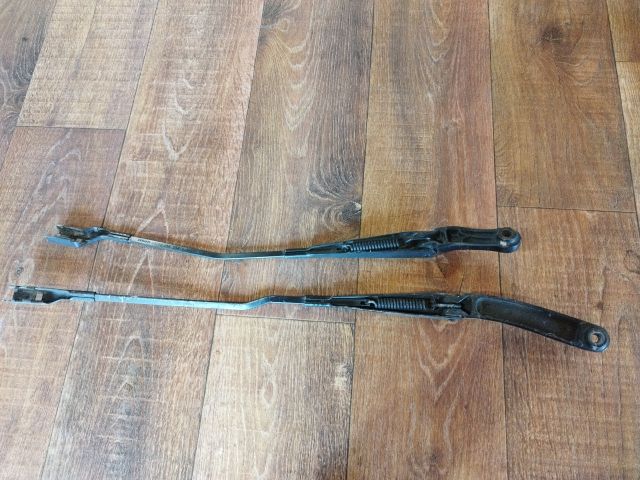 bontott AUDI A4 B8 Első Ablaktörlő Kar