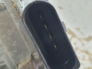 bontott AUDI A4 B8 Első Ablaktörlő Motor