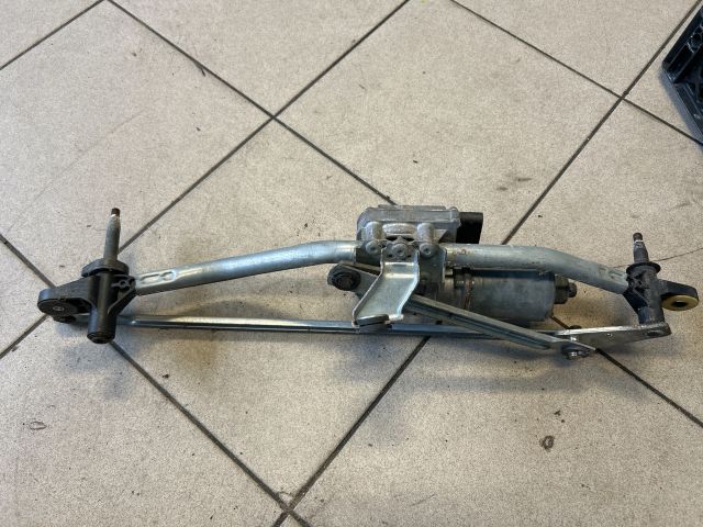 bontott AUDI A4 B8 Első Ablaktörlő Szerkezet Motorral