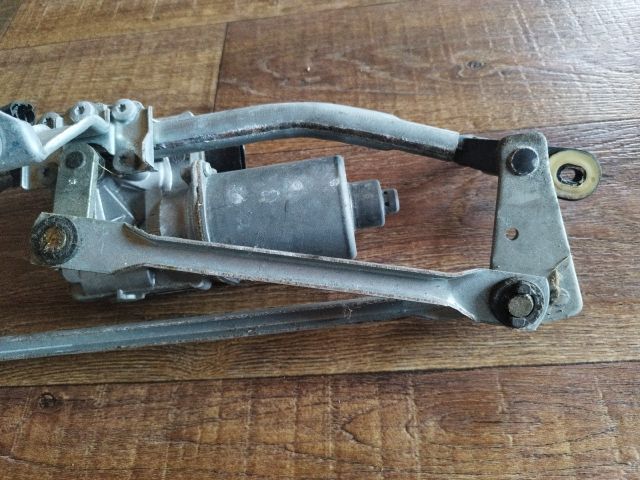 bontott AUDI A4 B8 Első Ablaktörlő Szerkezet Motorral