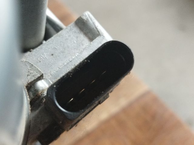 bontott AUDI A4 B8 Első Ablaktörlő Szerkezet Motorral