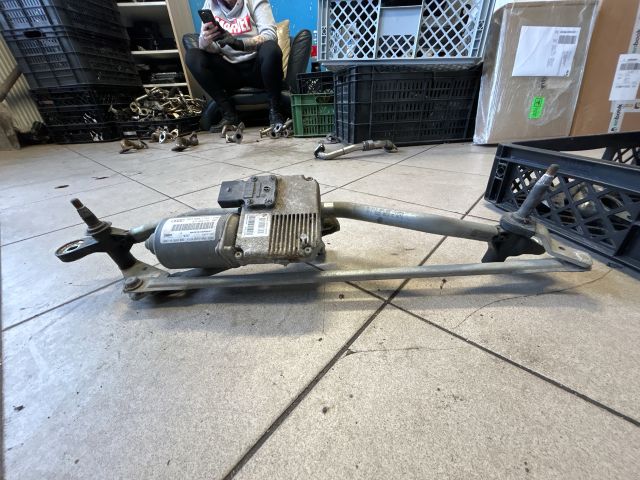 bontott AUDI A4 B8 Első Ablaktörlő Szerkezet Motorral