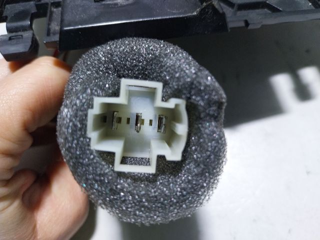 bontott AUDI A4 B8 Első Hamutartó