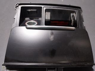 bontott AUDI A4 B8 Első Hamutartó