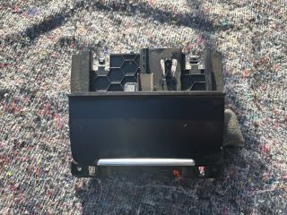 bontott AUDI A4 B8 Első Hamutartó