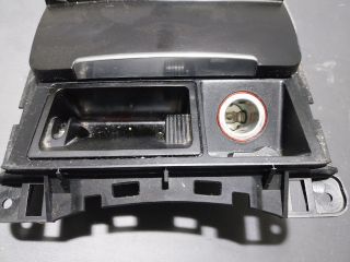 bontott AUDI A4 B8 Első Hamutartó