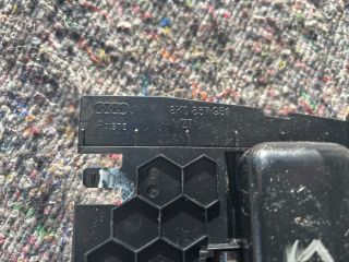 bontott AUDI A4 B8 Első Hamutartó