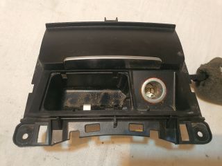 bontott AUDI A4 B8 Első Hamutartó