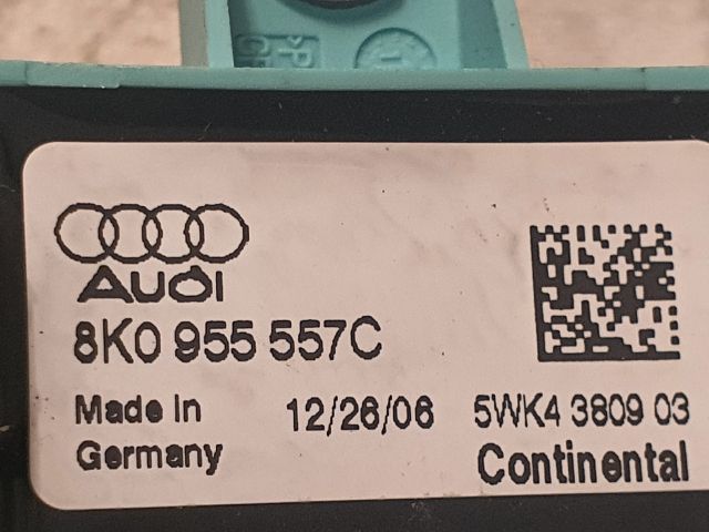 bontott AUDI A4 B8 Első Középső Ütközés Érzékelő (Homlokfalon)