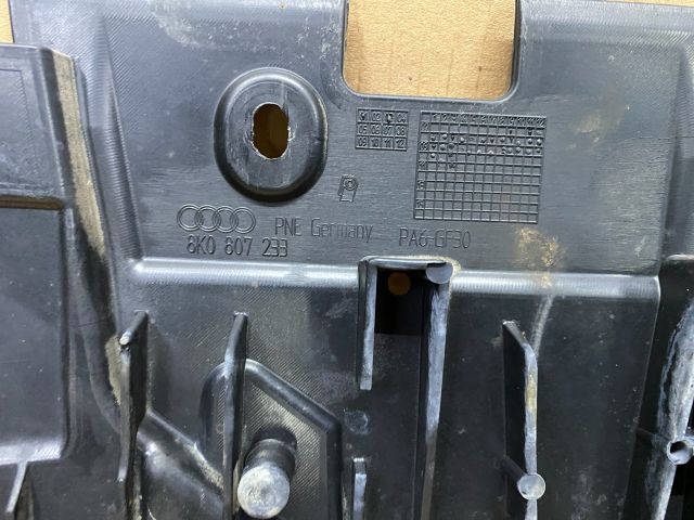 bontott AUDI A4 B8 Első Lökhárító Alsó (Műanyag)