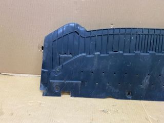 bontott AUDI A4 B8 Első Lökhárító Alsó (Műanyag)