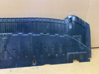 bontott AUDI A4 B8 Első Lökhárító Alsó (Műanyag)