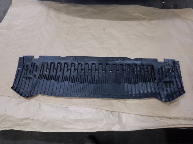 bontott AUDI A4 B8 Első Lökhárító Alsó (Műanyag)