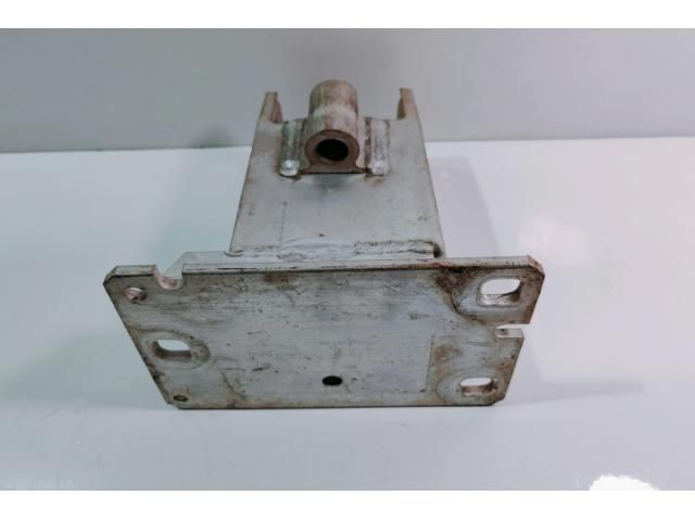 bontott AUDI A4 B8 Első Lökhárító Merevítő (Fém)