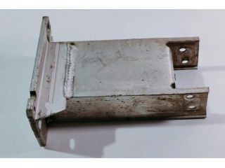 bontott AUDI A4 B8 Első Lökhárító Merevítő (Fém)