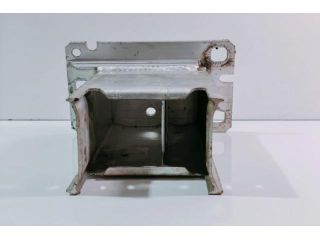 bontott AUDI A4 B8 Első Lökhárító Merevítő (Fém)