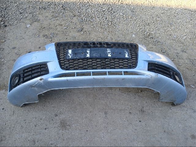 bontott AUDI A4 B8 Első Lökhárító (Részeivel)