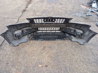 bontott AUDI A4 B8 Első Lökhárító (Részeivel)