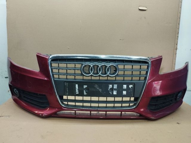 bontott AUDI A4 B8 Első Lökhárító (Részeivel)