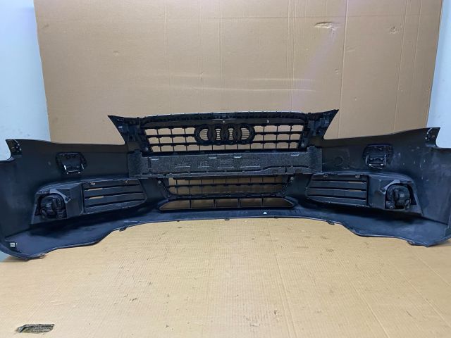 bontott AUDI A4 B8 Első Lökhárító (Részeivel)