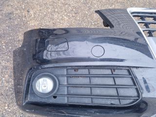bontott AUDI A4 B8 Első Lökhárító (Részeivel)