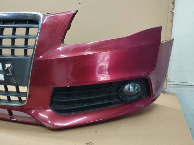 bontott AUDI A4 B8 Első Lökhárító (Részeivel)