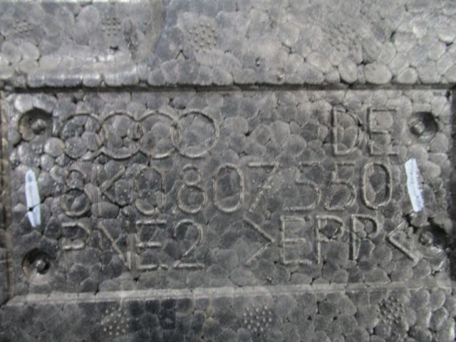 bontott AUDI A4 B8 Első Lökhárító Ütközés Elnyelő Hab