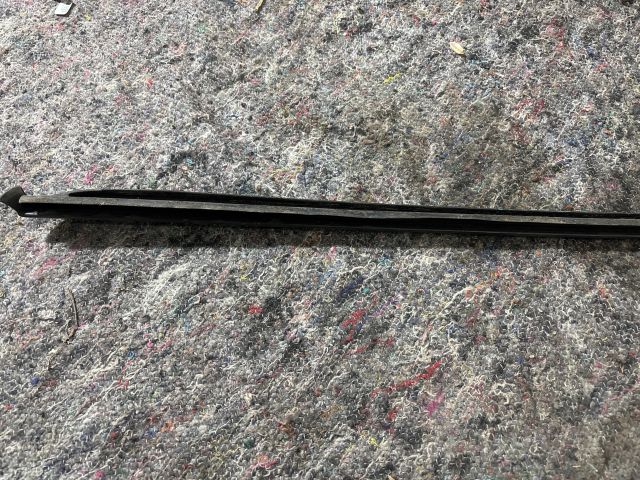 bontott AUDI A4 B8 Első Szélvédő Bal Díszléc