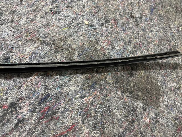 bontott AUDI A4 B8 Első Szélvédő Bal Díszléc