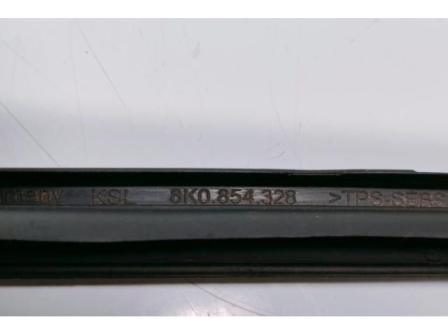 bontott AUDI A4 B8 Első Szélvédő Jobb Díszléc