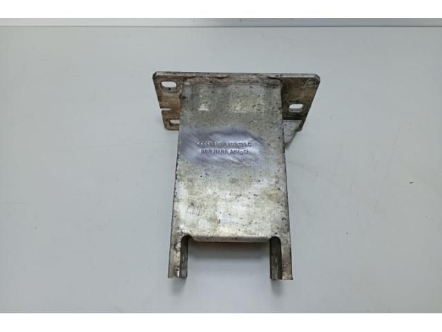 bontott AUDI A4 B8 Első Ütközéscsillapító